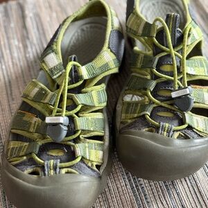 Keen Green Sandals for Outdoor Adventures Sz 6.5